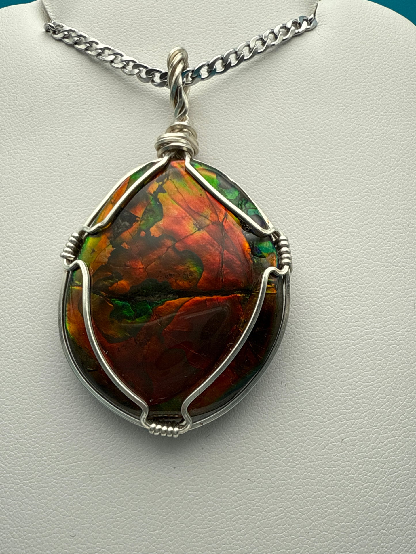 Ammolite Pendant