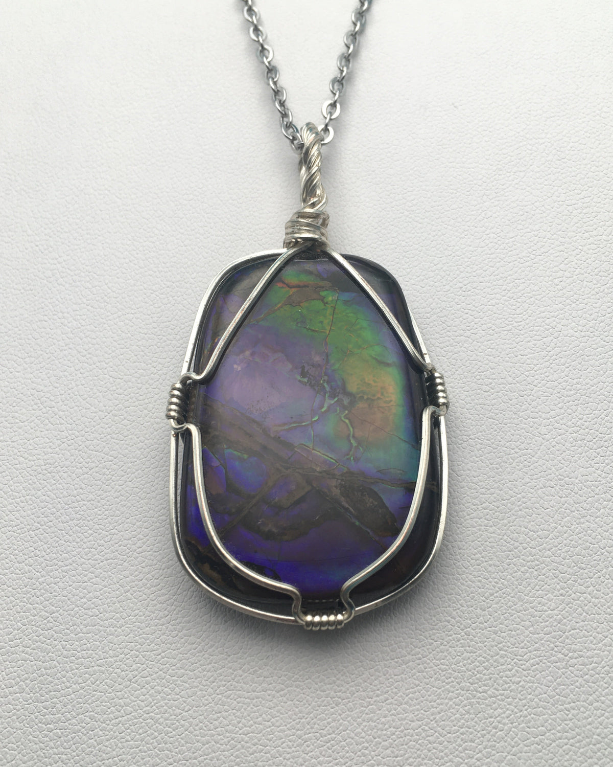 Ammolite Pendant
