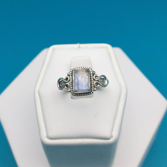 Moonstone Sterling Silver Ring size 7