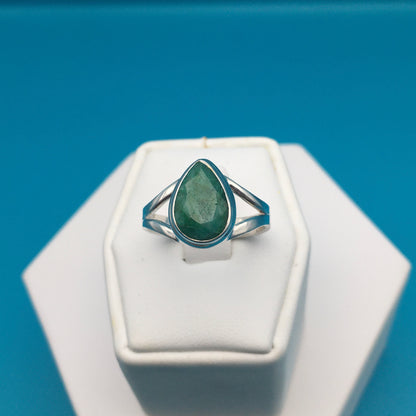 Emerald Sterling Silver Ring size 9
