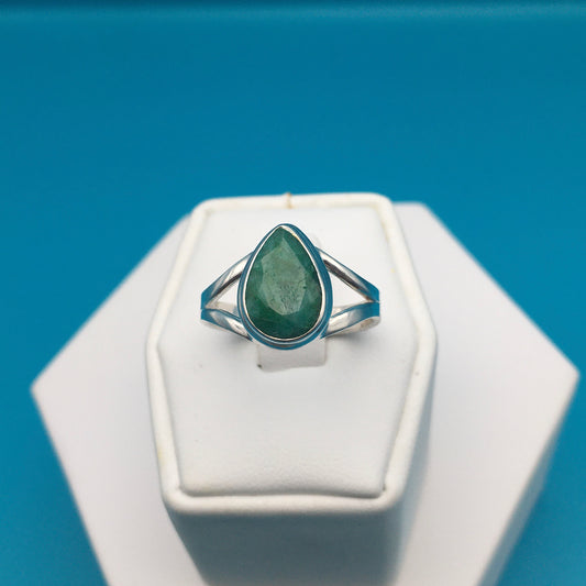Emerald Sterling Silver Ring size 9