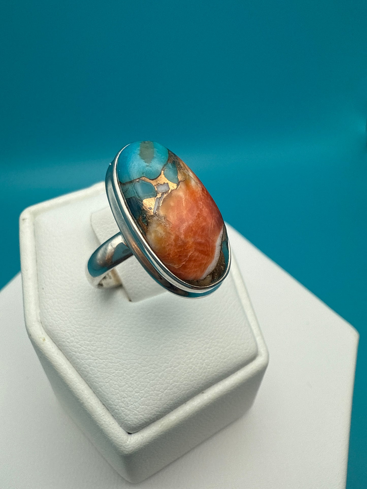 Spiny Oyster Arizona Turquoise Oval Shape Sterling Silver Ring
