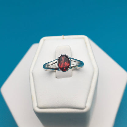 Garnet Sterling Silver Ring size 8