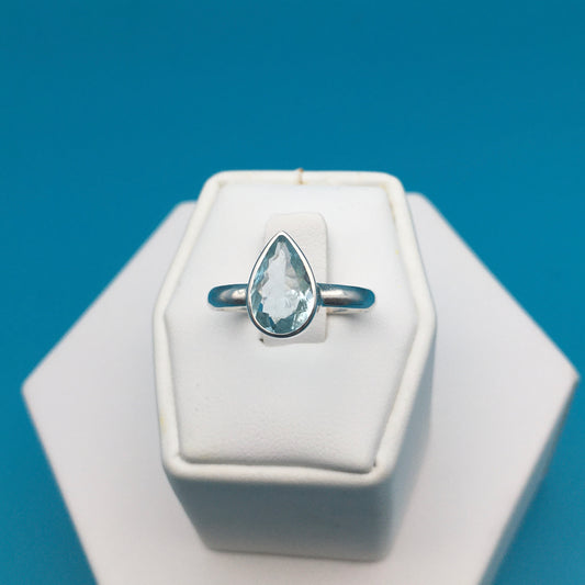 Blue Topaz Sterling Silver Ring size 9