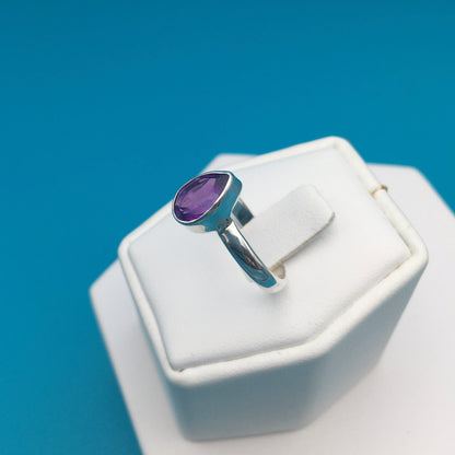 Amethyst Sterling Silver Ring size 7