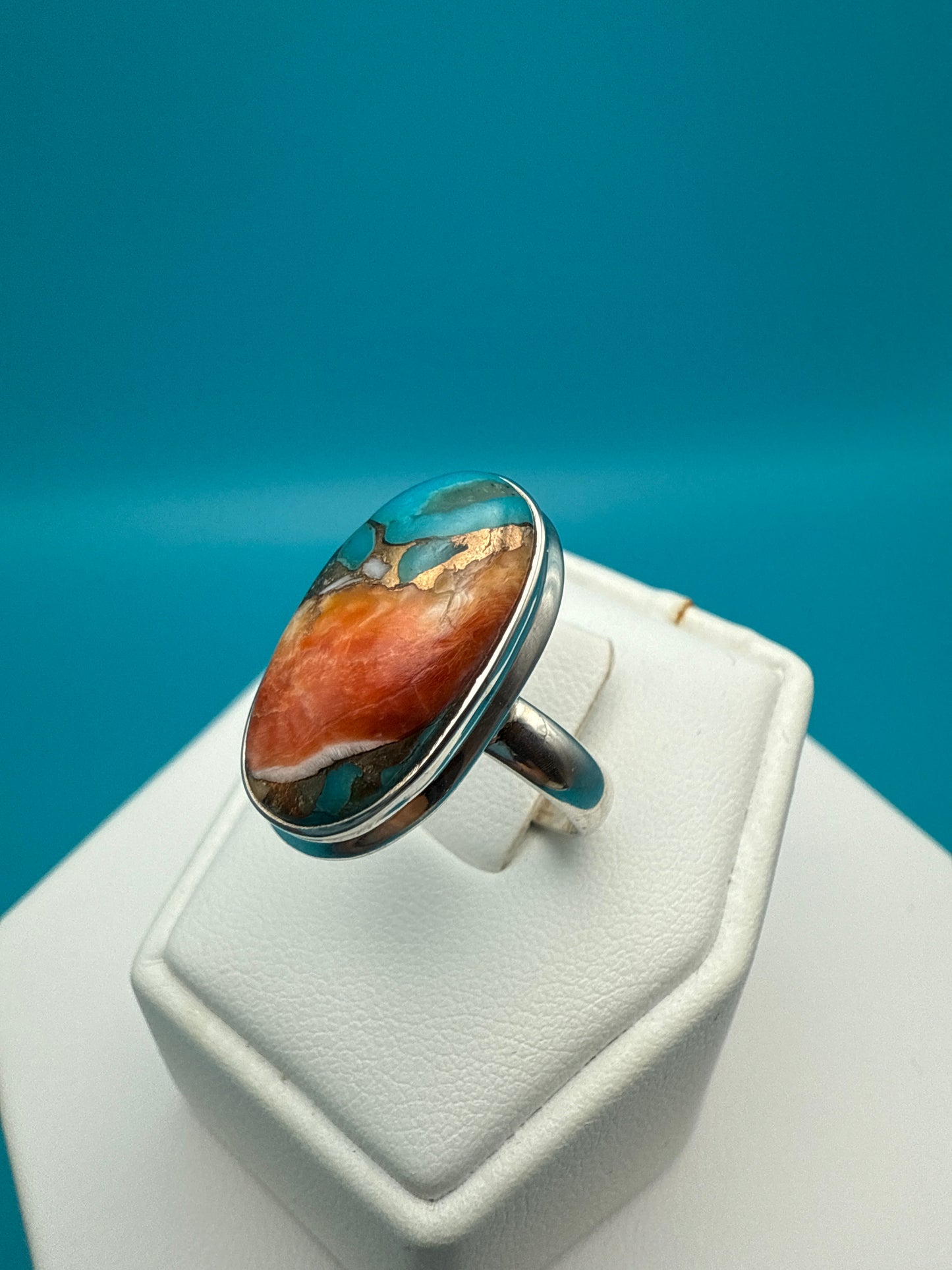 Spiny Oyster Arizona Turquoise Oval Shape Sterling Silver Ring