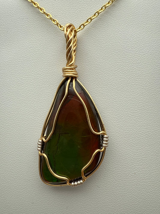 Ammolite Pendant