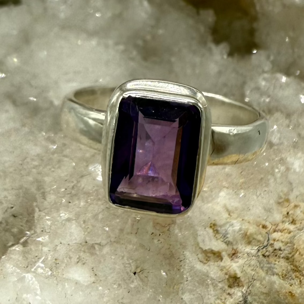 Amethyst Ring Sterling Silver Size 5