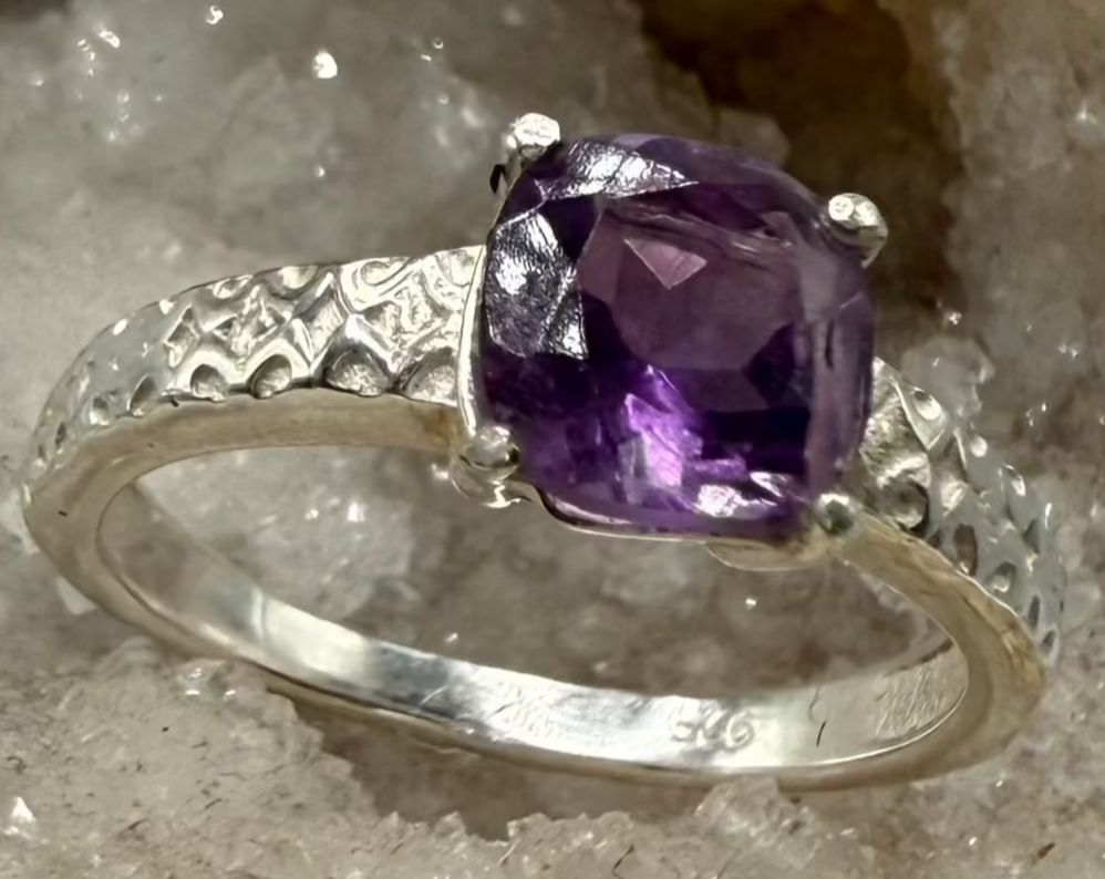 Amethyst Ring Sterling Silver Size 8