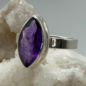 Amethyst Ring Sterling Silver Size 7