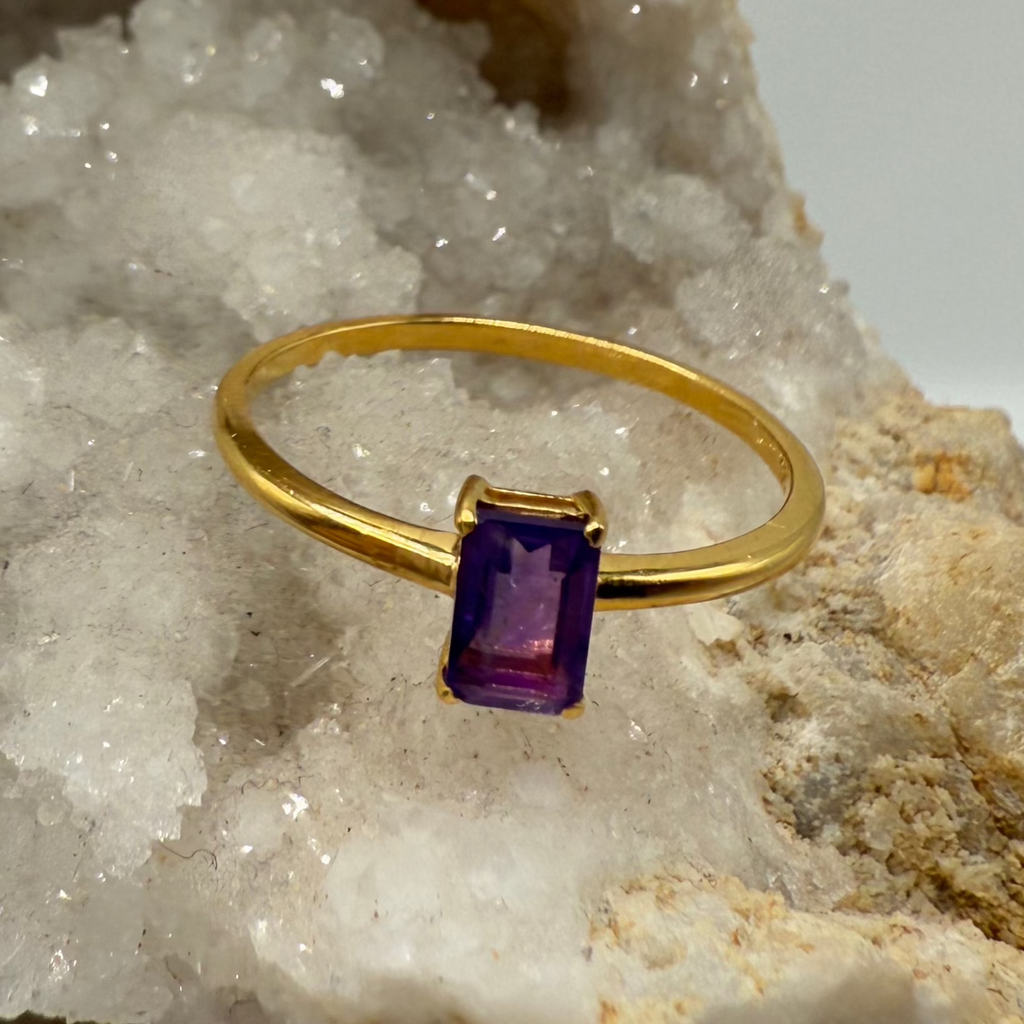 Amethyst Ring 18K Gold Size 9