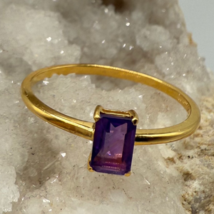 Amethyst Ring 18K Gold Size 9