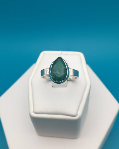 Emerald Sterling Silver Ring size 9