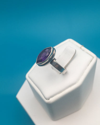 Amethyst Sterling Silver Ring size 6