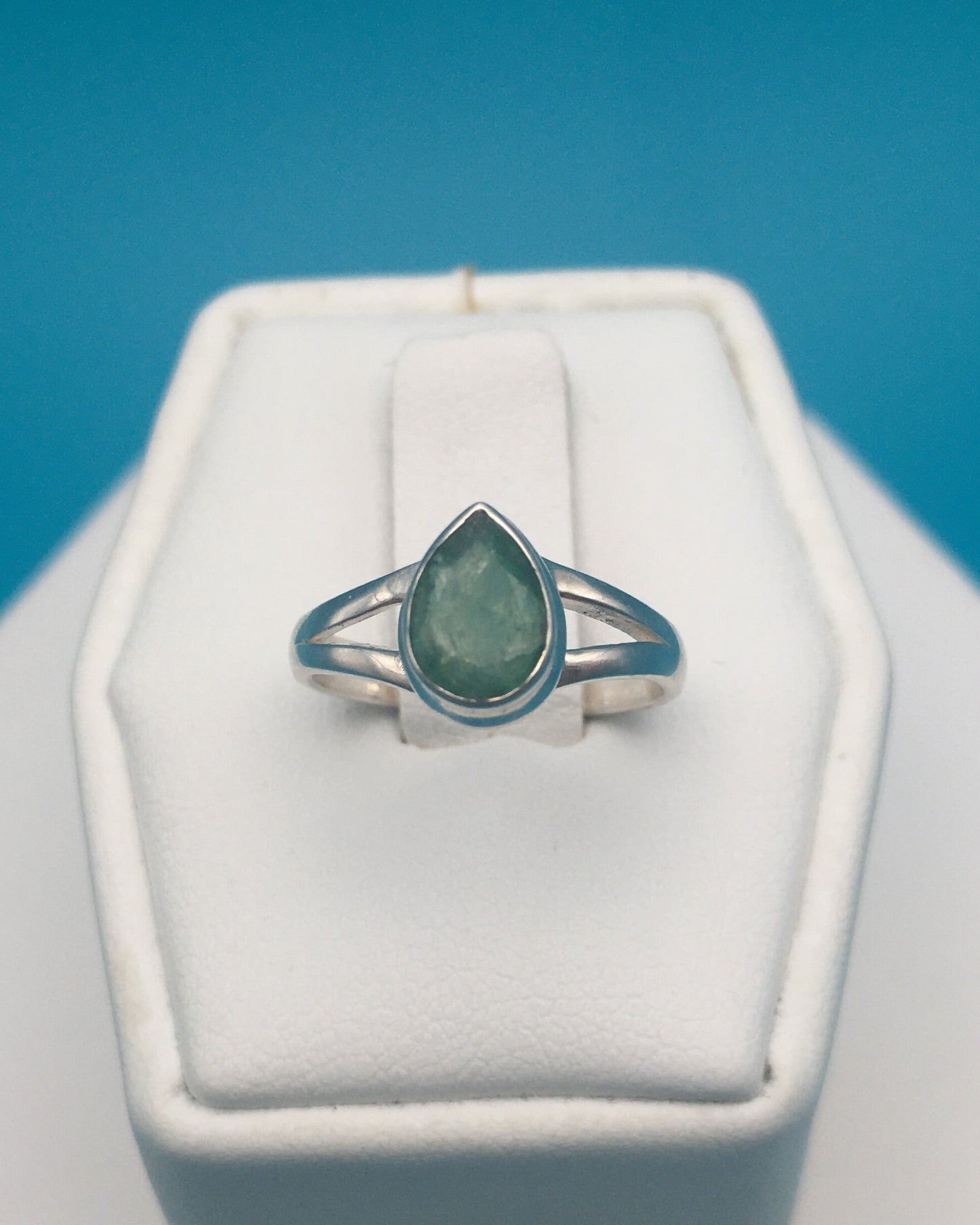 Emerald Silver Ring