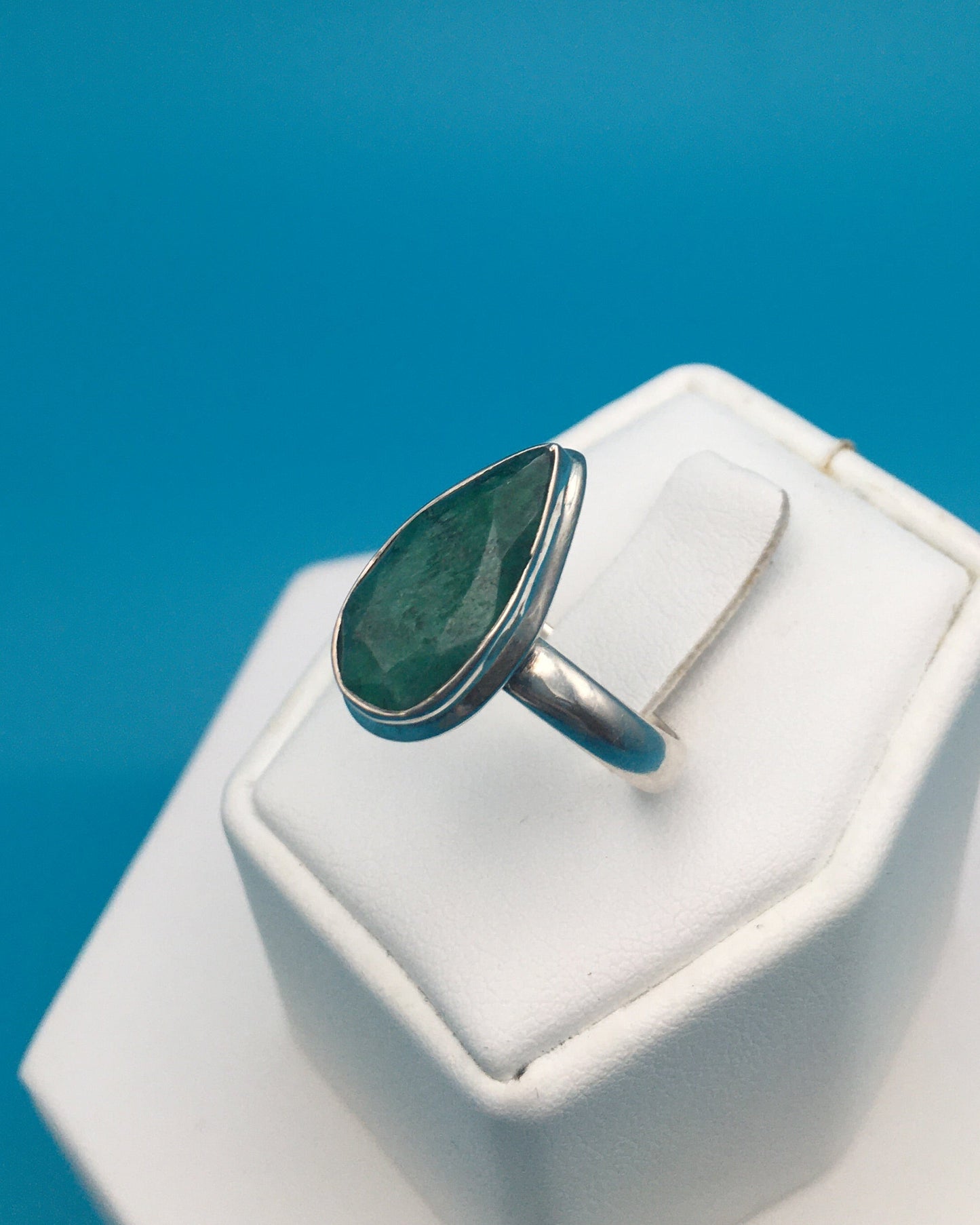 Emerald Sterling Silver Ring size 8